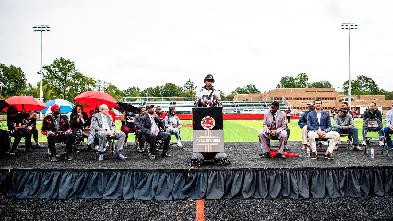 Browns celebrate completion of 10th high-quality synthetic turf field with ceremony at Shaw High